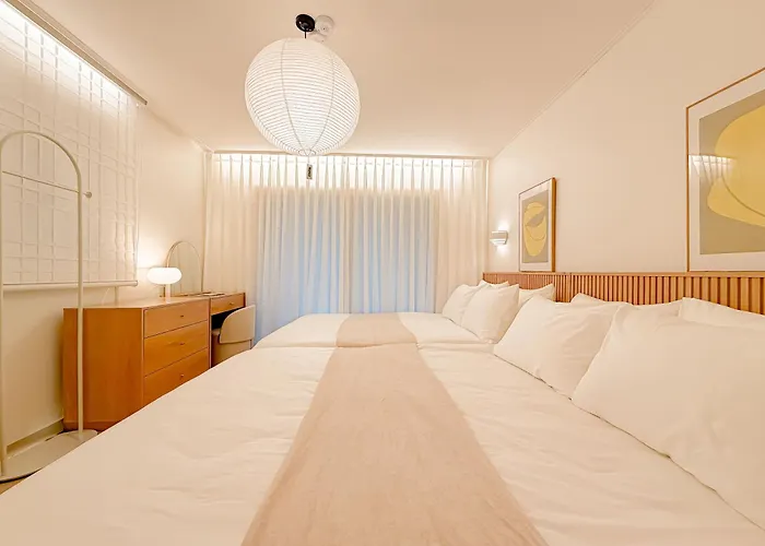 강남성형외과,강남웨딩,6인실,학동역5분,압구정,가로수길,홍대30분,명동20분,성수20분 *