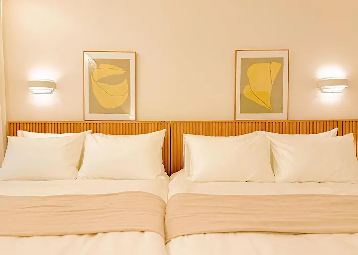 강남성형외과,강남웨딩,6인실,학동역5분,압구정,가로수길,홍대30분,명동20분,성수20분 Apartment