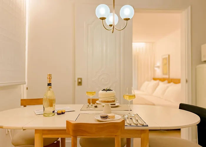 강남성형외과,강남웨딩,6인실,학동역5분,압구정,가로수길,홍대30분,명동20분,성수20분